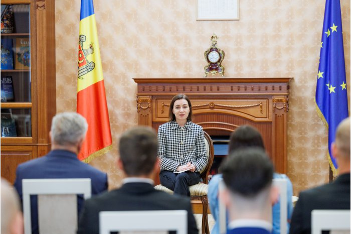 Moldovan president, representatives of National Olympic Committee, more sportspeople discuss referendum on accession to EU 