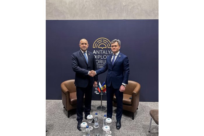 Premierul Dorin Recean, în discuții cu Președintele Bulgariei: „Aderarea la marea familie europeană este prioritatea Republicii Moldova”