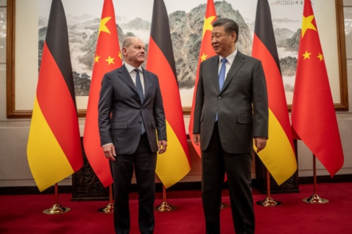 Preşedintele chinez a propus patru principii pentru a împiedica criza ucraineană să scape de sub control