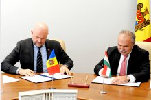 Signing of Memorandum of Cooperation between Ministry of Agriculture and Food Industry of Moldova and Ministry of Agriculture of Hungary'